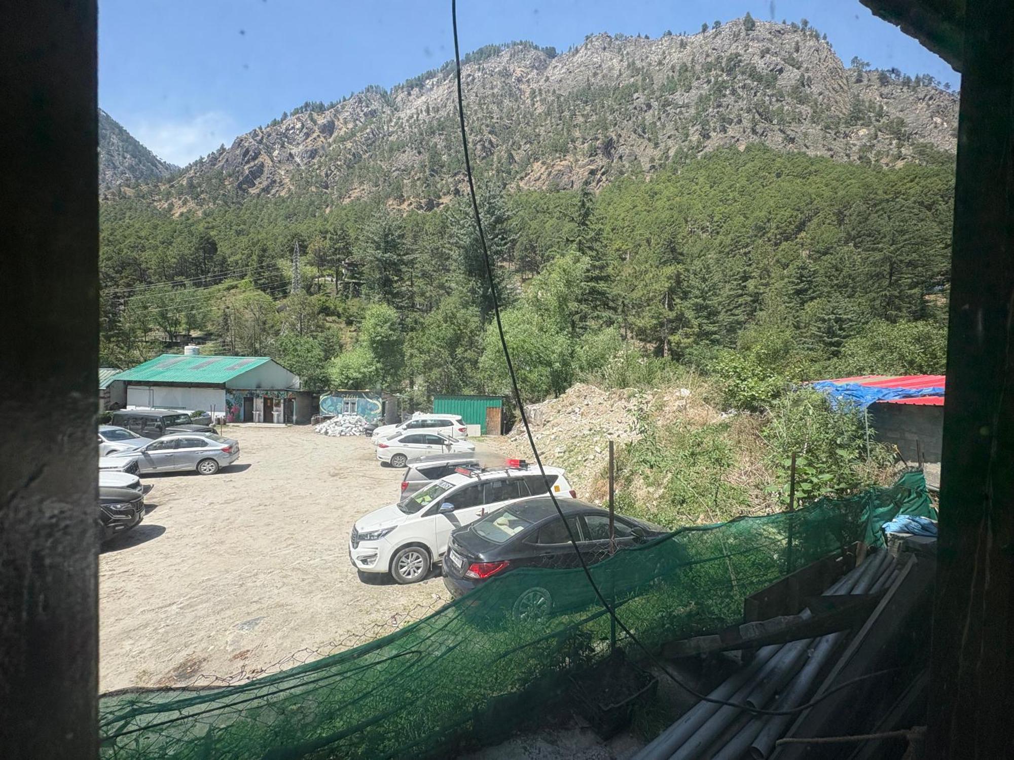 Hotel Brownie River View Касоль Экстерьер фото